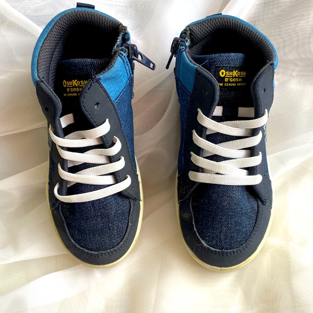 OshKosh Children’s High-tops Size 12